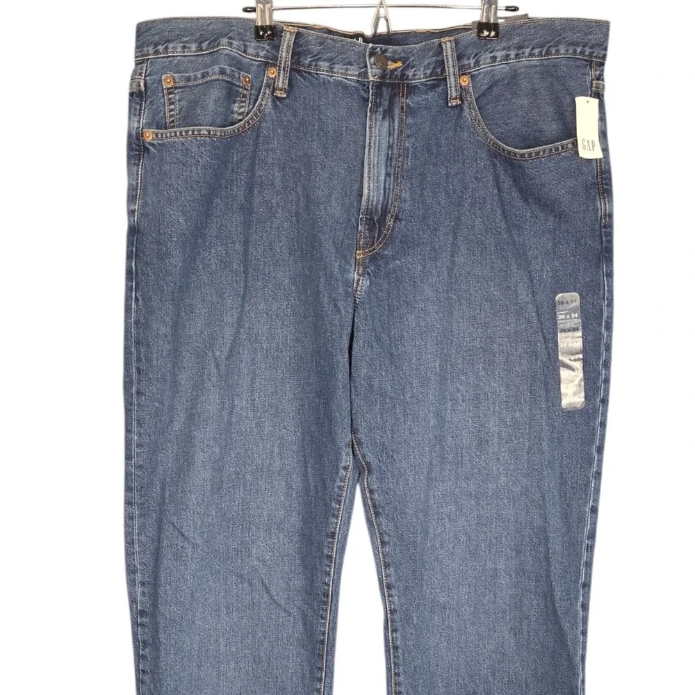 Gap‎ Straight Leg Jeans Mens 38x34 Medium Wash Denim 100% Cotton Zip Casual NEW
